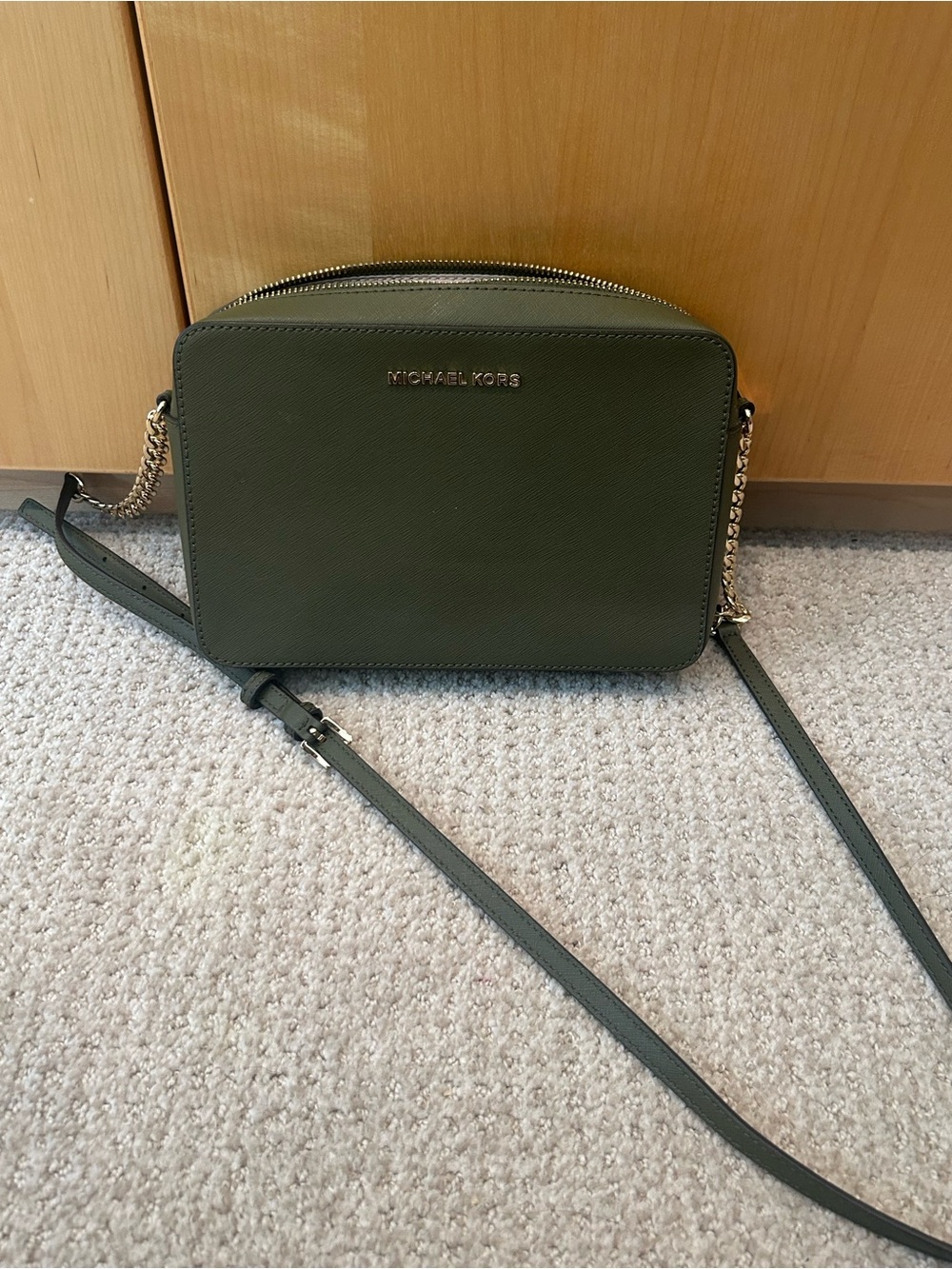 New Michael Kors Olive Saffiano Crossbody with Gold Chain